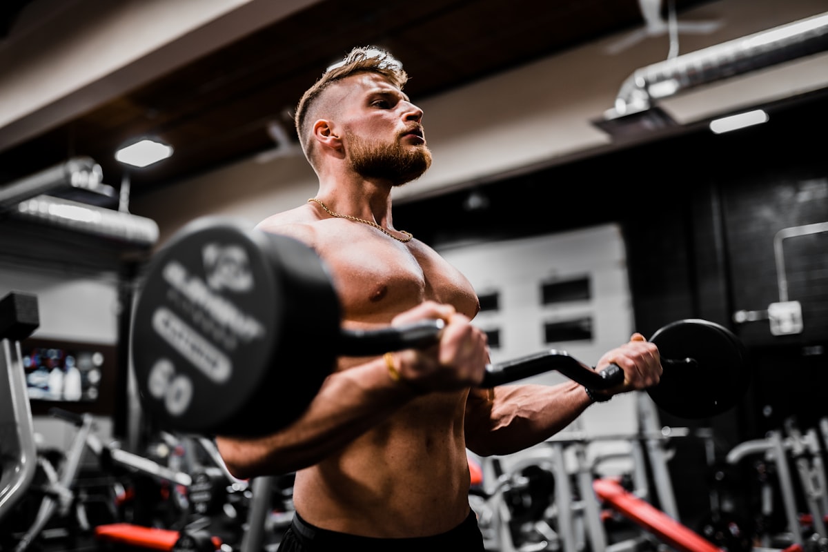 Macronutrient balance in protein formulations
